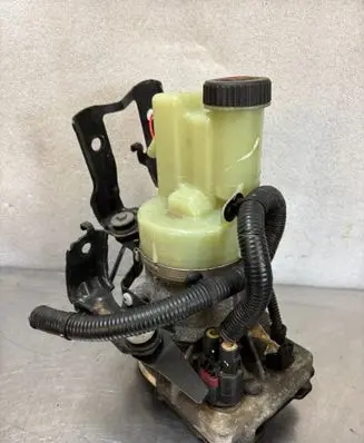 Renault Master III Power steering pump 491103543R