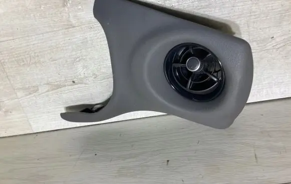 Toyota Yaris Dashboard side air vent grill/cover trim 554040D070