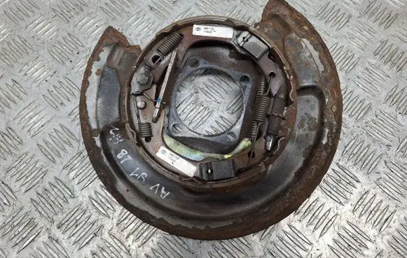 Toyota Avensis T250 Rear brake disc plate dust cover 4651005010 465T25