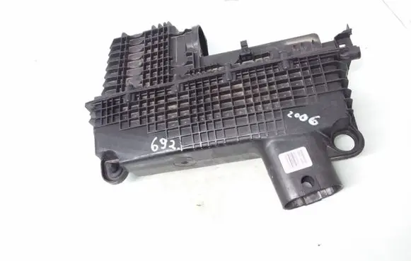 Renault Kangoo I Air filter box 8200600176