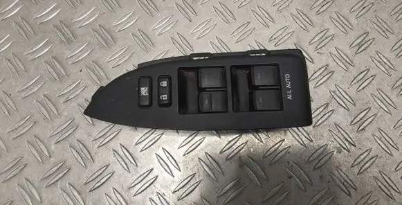Toyota Prius (XW30) Electric window control switch 7423247090