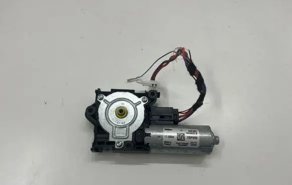 Mercedes-Benz CLA C118 X118 Sunroof motor/actuator 10029933B 230717C