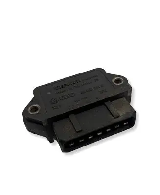 Audi 80 90 B2 Ignition amplifier control unit 211905351D 338738