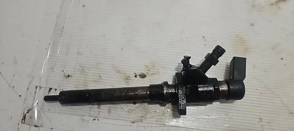 Ford Mondeo MK IV Fuel injector 9657144580 JB2542757