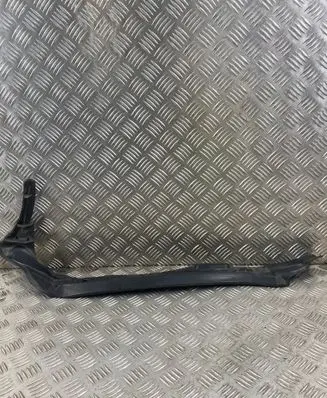 Audi Q7 4L Fender end trim 4L0821112