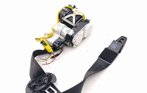 Audi A6 Allroad C7 Front seatbelt 34078384 4G8857706E C0802137