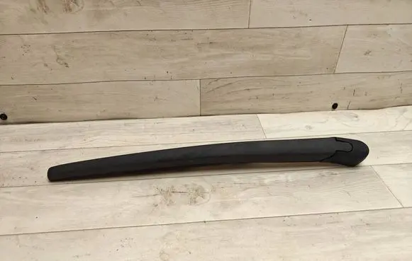 Hyundai Tucson JM Rear wiper blade arm 