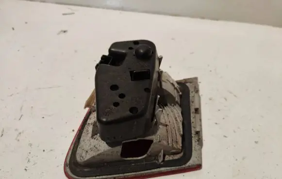 BMW 3 E46 Tail light bulb cover holder 230569L