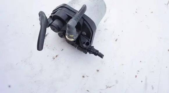 Peugeot 508 Fuel filter housing 