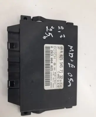 Mercedes-Benz E W211 Parking PDC control unit/module A2055457132 0263004025