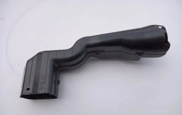 Mazda CX-7 Air intake hose/pipe G1684EG21