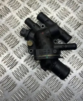Mitsubishi Space Star Engine coolant pipe/hose 8200065390 8200065392 9314100