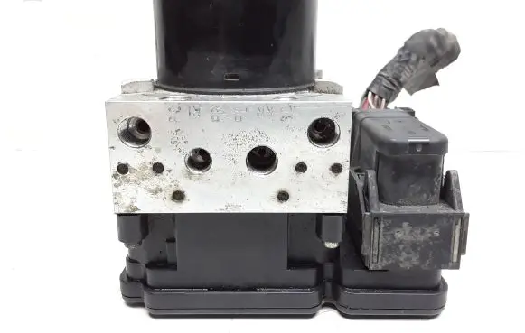 Volvo S60 ABS Pump 31329137 P31329137