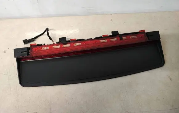 BMW 7 F01 F02 F03 F04 Third/center stoplight 7187221 7182211