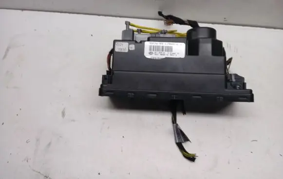Mercedes-Benz CLK A208 C208 Central locking vacuum pump 2088000148 002298005 00782801
