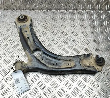 Volkswagen Tiguan Front lower control arm/wishbone 3Q0407153D