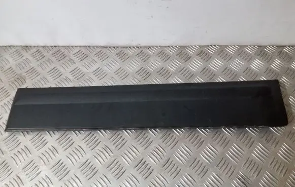 KIA Sorento Rear door trim (molding) 877332P000