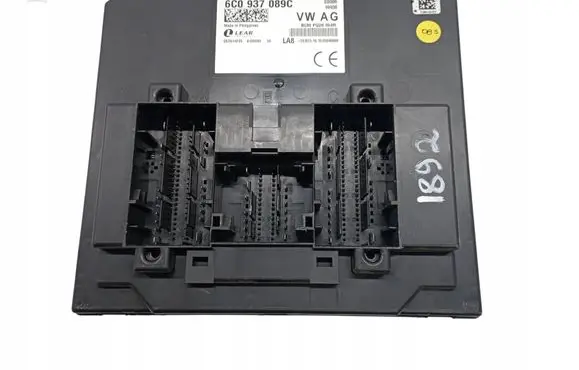 Skoda Rapid (NH) Other control units/modules 6C0937083C
