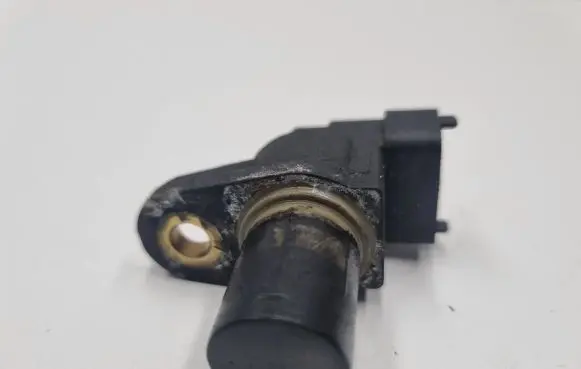 Mercedes-Benz E W211 Camshaft position sensor A0031539728 0031539728