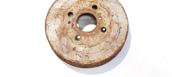 Toyota Yaris Drum brake (rear) 0204010005