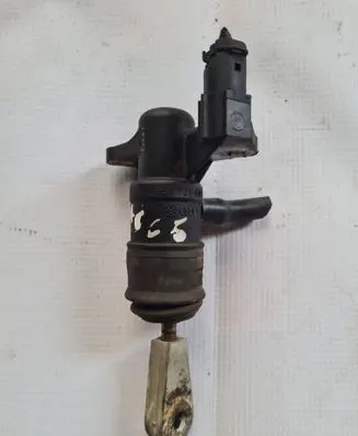 Audi A6 S6 C5 4B Clutch master cylinder 8E1721401 00053090