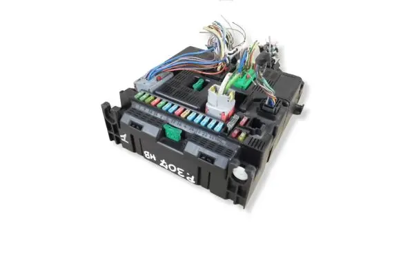 Peugeot 307 Fuse module 9636760580 9644098280 00427827