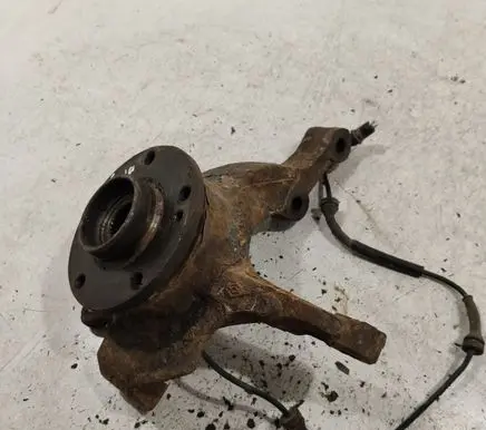 Renault Laguna II Front wheel hub spindle knuckle
