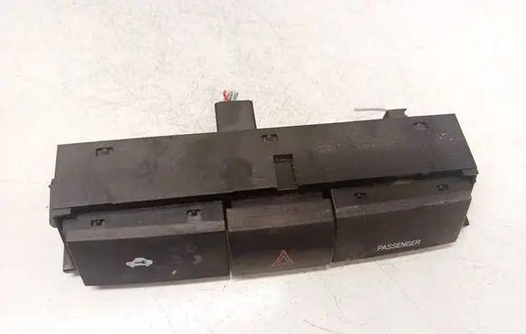 Toyota Corolla Verso AR10 Hazard light switch 153965
