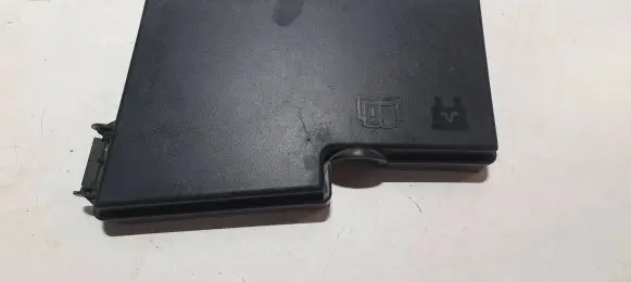 Volvo V50 Fuse box cover 30728346