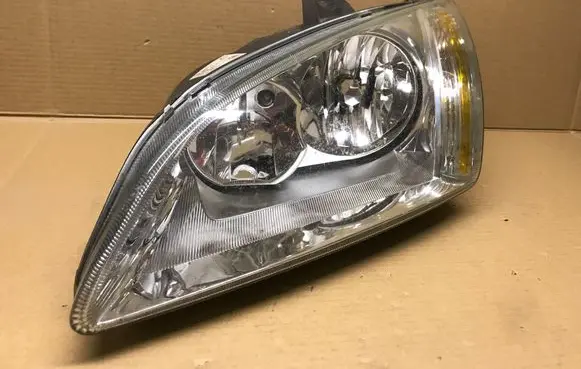 Ford Focus Headlight/headlamp 4M5113W030BC