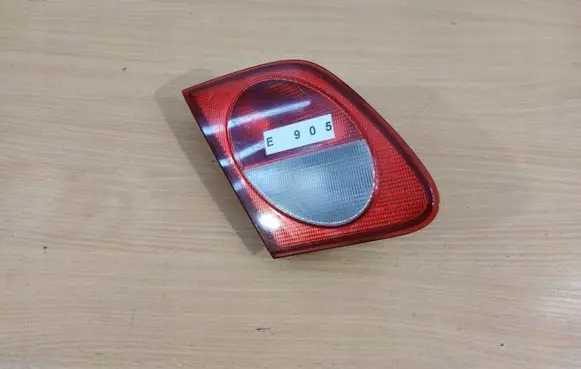 Mercedes-Benz E W210 Tailgate rear/tail lights A2108200964