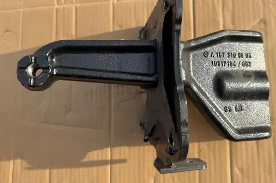 Mercedes-Benz GLS X167 Tow bar mounting accessories A1673100600