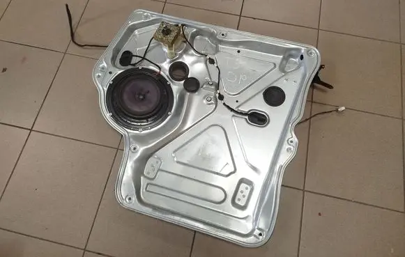 Volkswagen Transporter - Caravelle T5 Front door manual window regulator 7H0837730 7H0035453