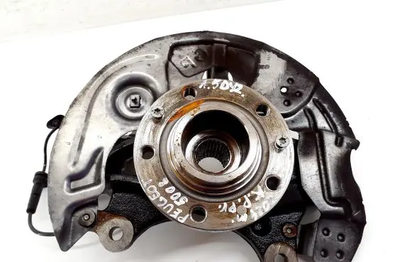Peugeot 5008 II Front wheel hub 9830991380 9825606680