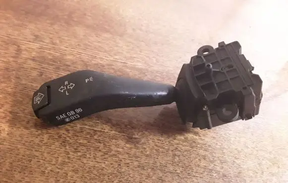 BMW X5 E53 Indicator stalk 8363668M