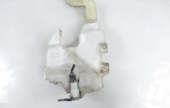 Honda Accord Windshield washer fluid reservoir/tank 