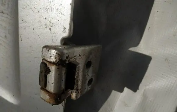 Opel Combo C Rear door lower hinge