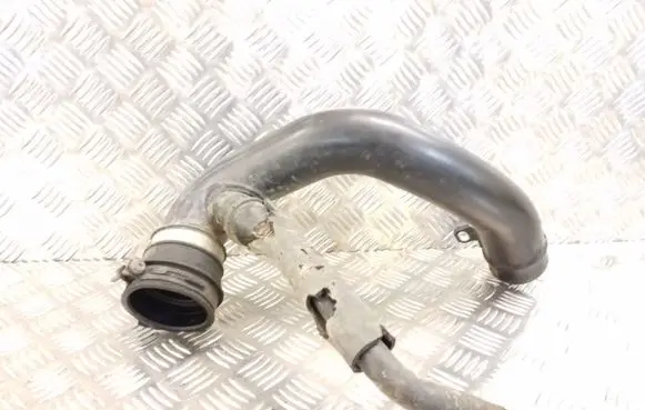 Mazda CX-7 Turbo air intake inlet pipe/hose R2AX13231 K3804