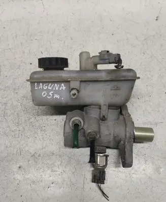 Renault Laguna II Master brake cylinder