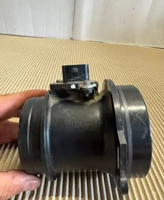Audi A5 8T 8F Mass air flow meter 059906461N