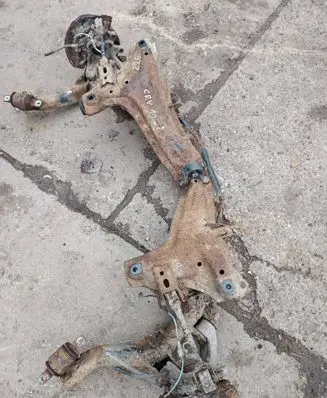 Honda CR-V Rear axle beam 