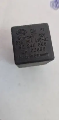 Opel Corsa B Other relay 3SB00443802 2502888 90240665