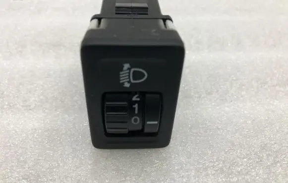 Suzuki SX4 Light switch