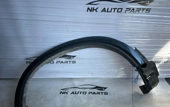 Volvo XC90 Rear arch trim 30779579