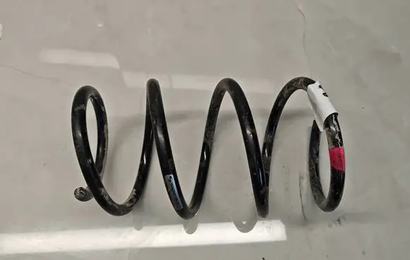BMW 5 E60 E61 Front coil spring 998481