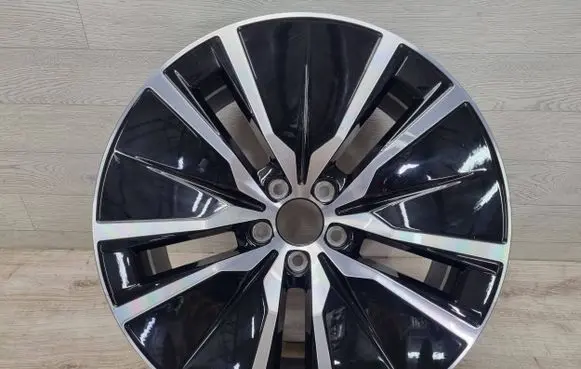 Volvo XC90 R19 alloy rim 31680216