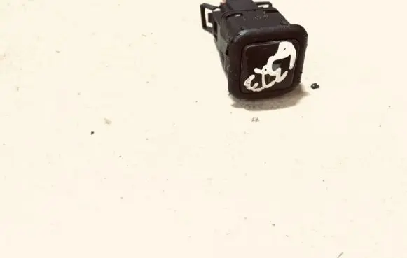 Volkswagen Bora Fuel tank opening switch 3b0959833a