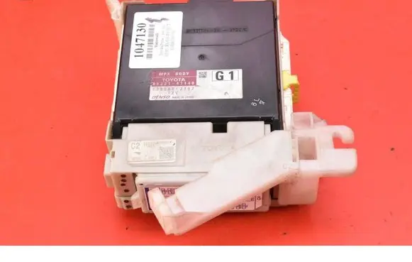 Toyota Prius (XW30) Engine control unit/module ECU 89221-47140