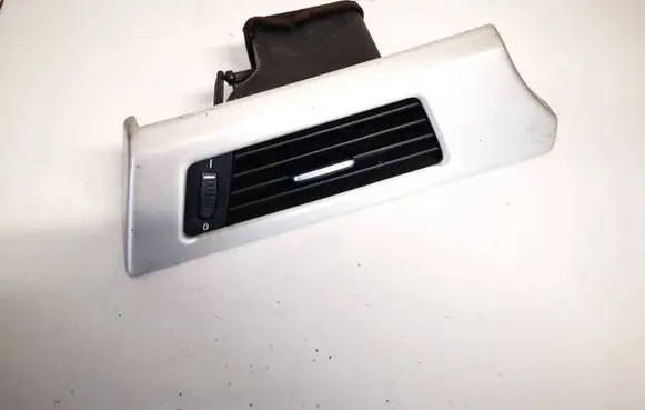 BMW 3 E90 E91 Dash center air vent grill 642291304599