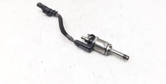 Volvo V70 Fuel injector 31303495